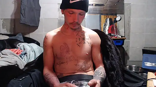 mastertrap online show from 11/17/25, 07:58