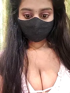 Aanya hotty online show from 12/18/25, 04:57