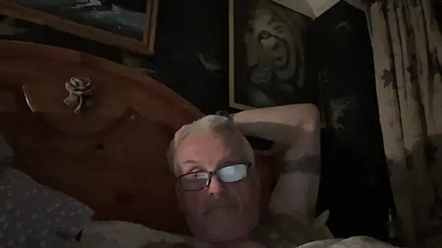 poggles online show from 04/30/26, 08:37