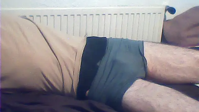 Snapshot of rimbaud77 chatting on 06/12/26, 05:23 rimbaud77 online show from 06/12/26, 05:23