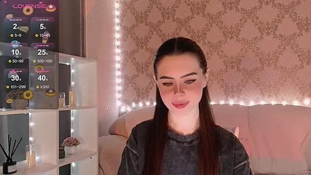 HolyMiax online show from 11/23/25, 03:28