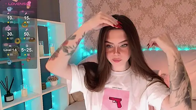 HolyMiax online show from 06/12/26, 04:11