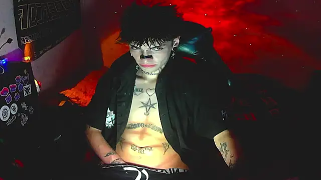 Snapshot of prince_x_dark chatting on 01/17/26, 07:24 prince x dark online show from 01/17/26, 07:24