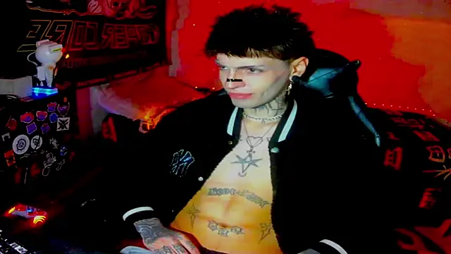 Snapshot of prince_x_dark chatting on 02/14/26, 06:54 prince x dark online show from 02/14/26, 06:54