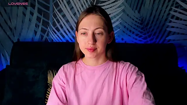 ChristyCrayme online show from 12/16/25, 10:04