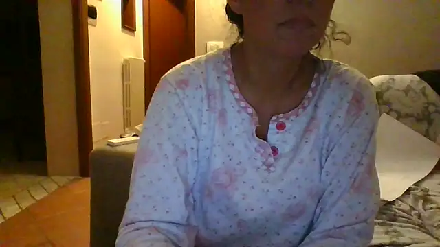 Snapshot of Transito7 chatting on 04/24/26, 07:49 Transito7 online show from 04/24/26, 07:49