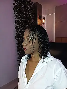Snapshot of EbonyHorrny chatting on 07/17/26, 12:01 EbonyHorrny online show from 07/17/26, 12:01