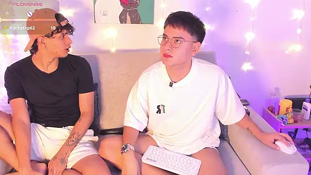 Snapshot of Young_Ben chatting on 02/22/26, 01:51 Young Ben online show from 02/22/26, 01:51