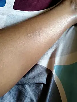 Snapshot of ammutamiltamil chatting on 11/20/25, 05:29 ammutamiltamil online show from 11/20/25, 05:29