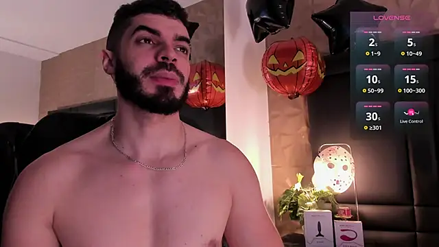 AxelThompson  online show from 10/27/25, 11:25