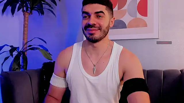 AxelThompson  online show from 12/04/25, 11:19