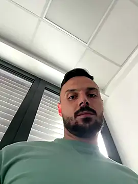 yourdreamboy17 online show from 09/25/25, 03:16