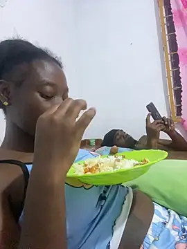 GeileErica online show from 11/18/25, 01:00