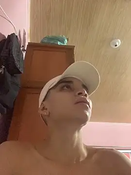 Snapshot of dailydosam chatting on 11/13/25, 11:53 dailydosam online show from 11/13/25, 11:53