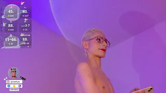 liiamluna  online show from 05/13/26, 11:07