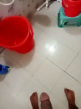 Snapshot of zim200 chatting on 10/06/25, 05:27 zim200 online show from 10/06/25, 05:27