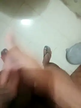 Snapshot of zim200 chatting on 02/23/26, 04:26 zim200 online show from 02/23/26, 04:26