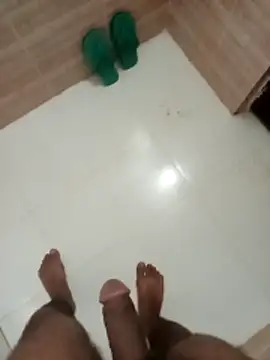 Snapshot of zim200 chatting on 03/15/26, 02:39 zim200 online show from 03/15/26, 02:39