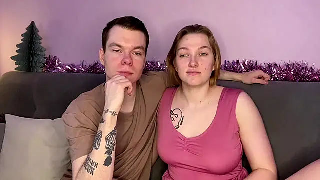 julielourens online show from 12/15/25, 08:07