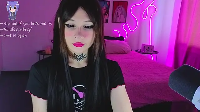 Snapshot of your_little_eva chatting on 02/19/26, 12:01 your little eva online show from 02/19/26, 12:01