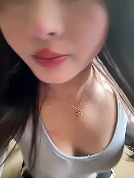 chenyu0308 online show from 10/05/25, 04:11