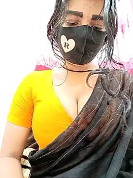 Snapshot of Nodi- chatting on 12/15/25, 05:39 Nodi- online show from 12/15/25, 05:39