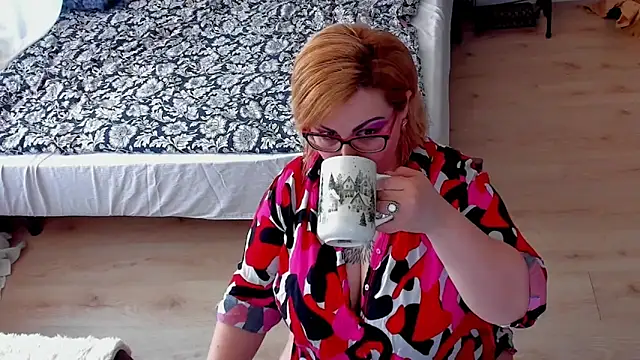 Snapshot of Squirt_Kimm chatting on 03/09/26, 10:30 Squirt Kimm online show from 03/09/26, 10:30