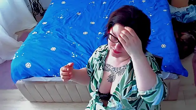 Snapshot of Squirt_Kimm chatting on 03/18/26, 10:29 Squirt Kimm online show from 03/18/26, 10:29