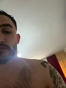 Snapshot of cihan_4141 chatting on 05/24/26, 11:04 cihan 4141 online show from 05/24/26, 11:04