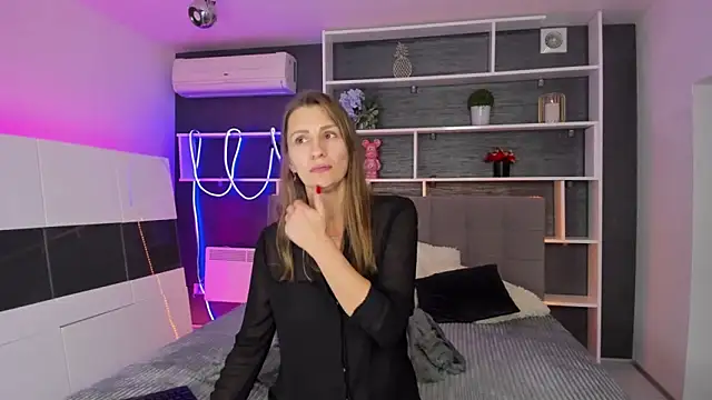 ChristyBrook online show from 10/30/25, 09:15