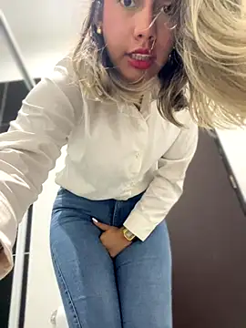 sara calderon online show from 09/10/25, 01:22