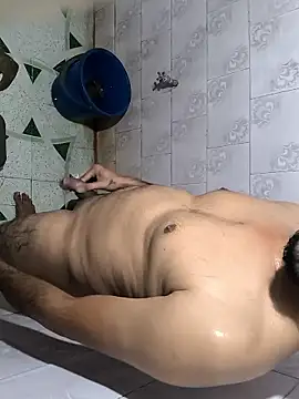 Snapshot of Riyansh_mehta chatting on 01/08/26, 12:29 Riyansh mehta online show from 01/08/26, 12:29