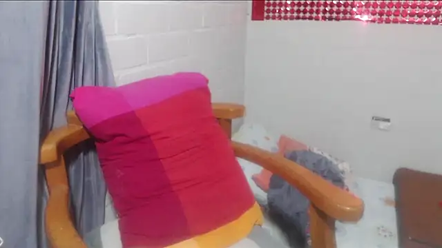 Snapshot of rose-crystal chatting on 03/07/26, 01:02 rose-crystal online show from 03/07/26, 01:02