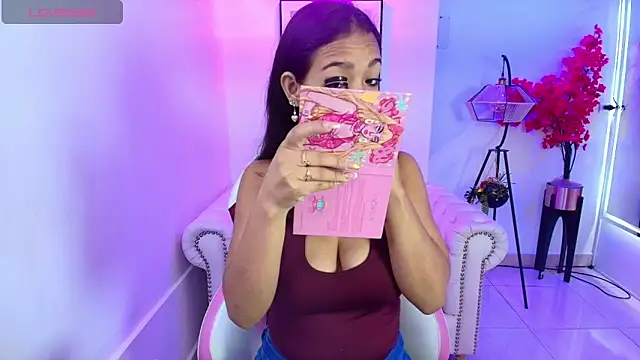 Snapshot of Katty_rounds chatting on 10/02/25, 12:34 Katty rounds online show from 10/02/25, 12:34