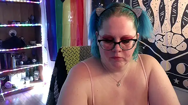 Kinky Witch online show from 11/19/25, 05:13