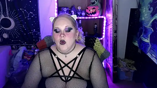 Snapshot of Kinky_Witch chatting on 03/27/26, 02:17 Kinky Witch online show from 03/27/26, 02:17