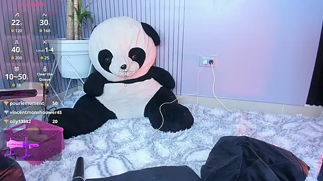 Im perla  online show from 10/26/25, 02:23