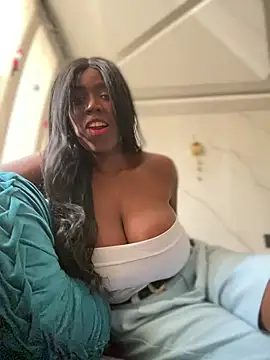 Alexia 24 online show from 11/04/25, 07:46