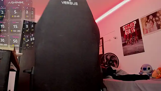 Snapshot of velvet_skyn chatting on 02/20/26, 05:37 velvet skyn online show from 02/20/26, 05:37