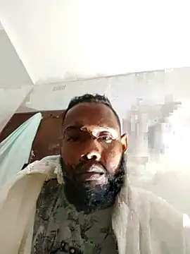 Snapshot of kulliguy chatting on 11/08/25, 06:40 kulliguy online show from 11/08/25, 06:40