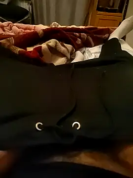 Snapshot of kulliguy chatting on 11/28/25, 09:17 kulliguy online show from 11/28/25, 09:17