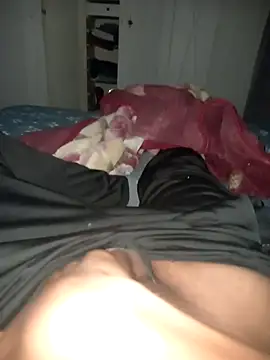 Snapshot of kulliguy chatting on 03/08/26, 10:24 kulliguy online show from 03/08/26, 10:24