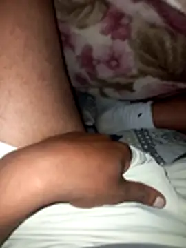 Snapshot of kulliguy chatting on 03/27/26, 01:11 kulliguy online show from 03/27/26, 01:11