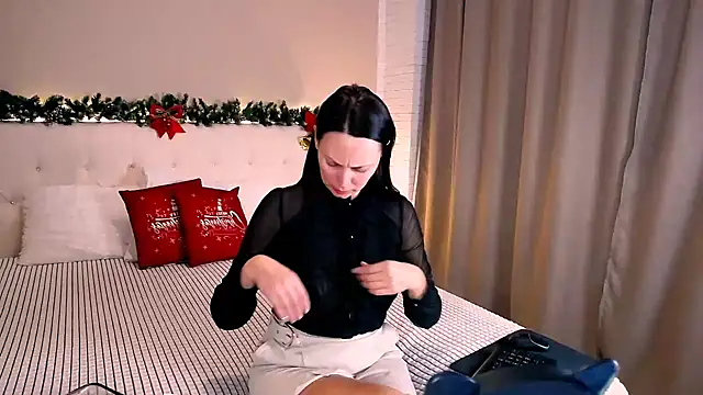 MonikaBelachi online show from 01/06/26, 05:55