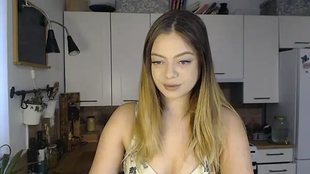 Snapshot of BuffyxLUST chatting on 01/12/26, 07:57 BuffyxLUST online show from 01/12/26, 07:57