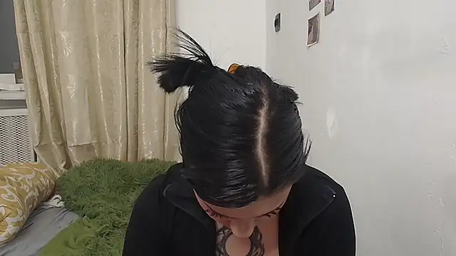 Susie su online show from 10/13/25, 10:43