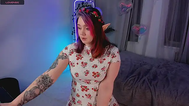 Snapshot of lunaalli chatting on 02/10/26, 09:30 lunaalli online show from 02/10/26, 09:30