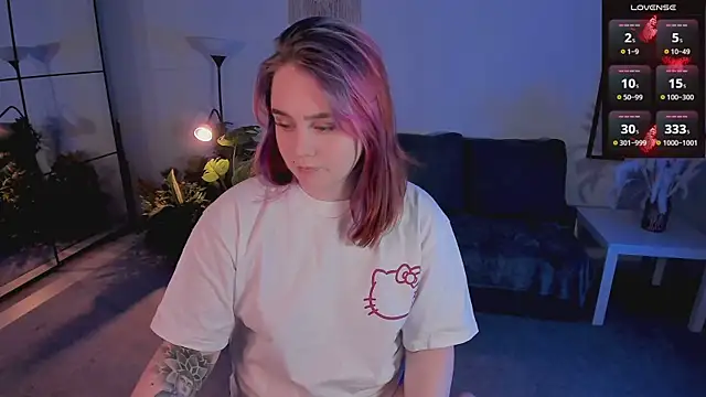 Snapshot of lunaalli chatting on 03/05/26, 08:49 lunaalli online show from 03/05/26, 08:49