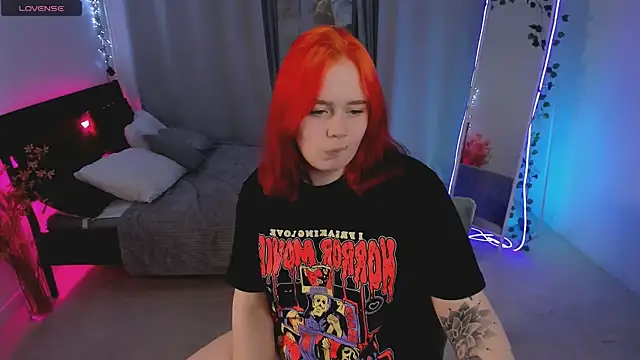 Snapshot of lunaalli chatting on 03/10/26, 09:31 lunaalli online show from 03/10/26, 09:31