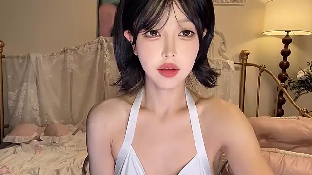 Snapshot of kiraa-0051 chatting on 10/22/25, 03:12 kiraa-0051 online show from 10/22/25, 03:12